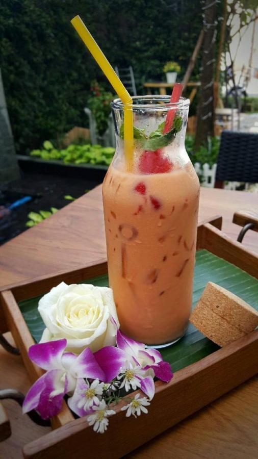 9 Suite Luxury Boutique Hotel Chiang Mai Exteriör bild