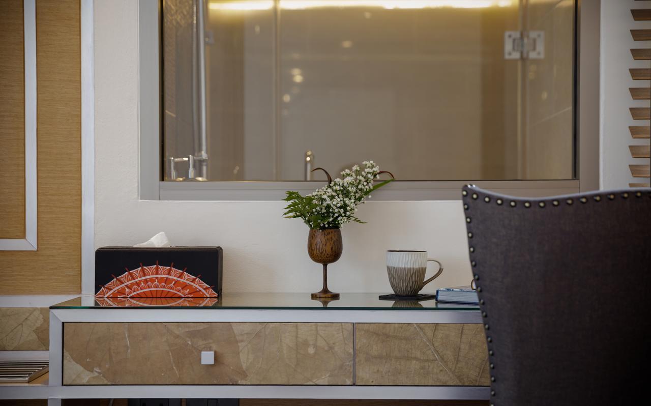 9 Suite Luxury Boutique Hotel Chiang Mai Exteriör bild