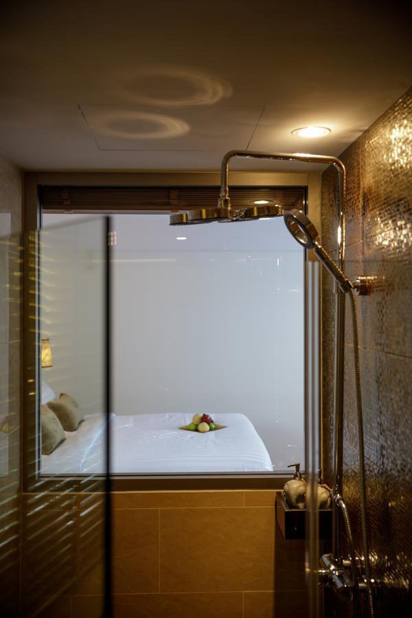 9 Suite Luxury Boutique Hotel Chiang Mai Exteriör bild